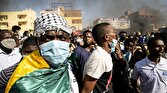 تجمع در اطراف فرودگاه خرطوم/ ۱۴۷ کشته و زخمی در درگیری میان معترضان و ارتش سودان
