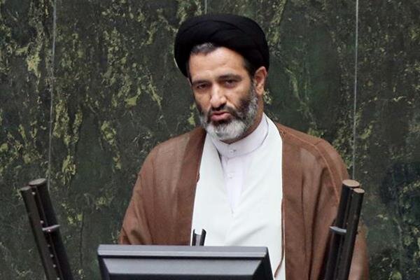 حسینی‌کیا: عفو محکومان یک کارِ نوظهورِ خوب است