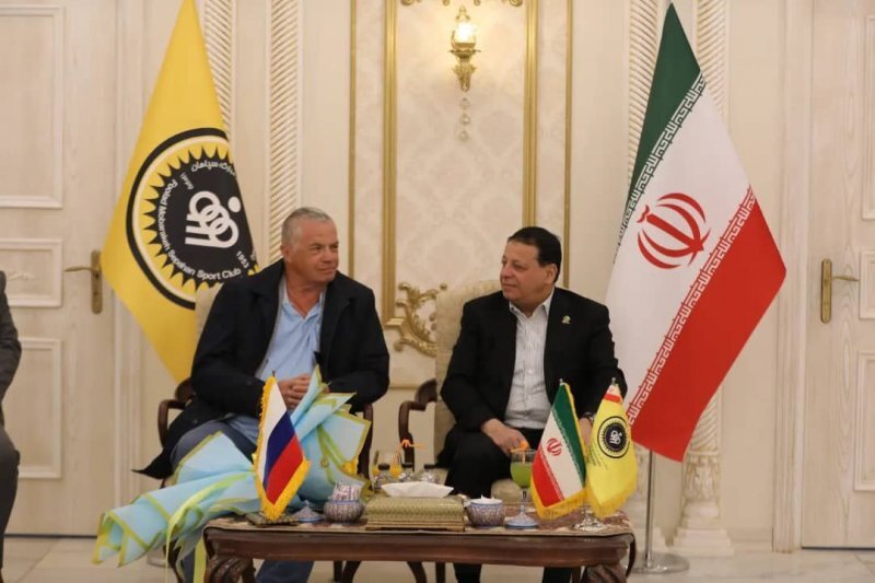 دسپلماسی ورزشی نقش‌جهان؛ از بازی دوستانه تا تمدید خواهرخواندگی