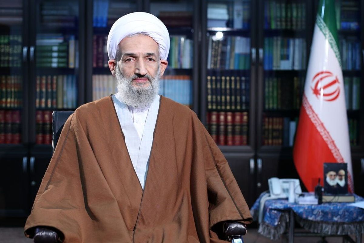 امام جمعه ساری: بساط پت شاپ‌ها را جمع کنید