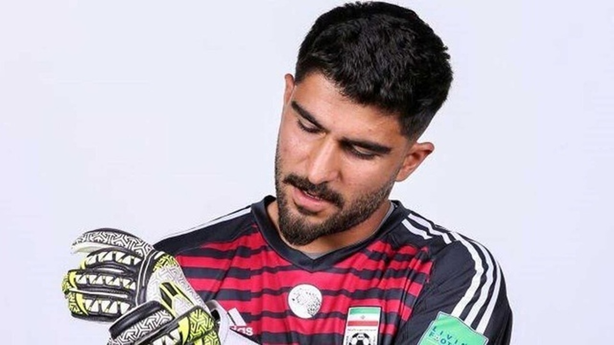 بچه عقاب در تور فولادی ها