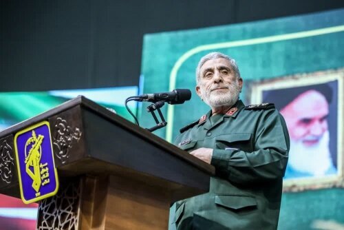 سپاه با قدرت در همه امور پیش می‌رود