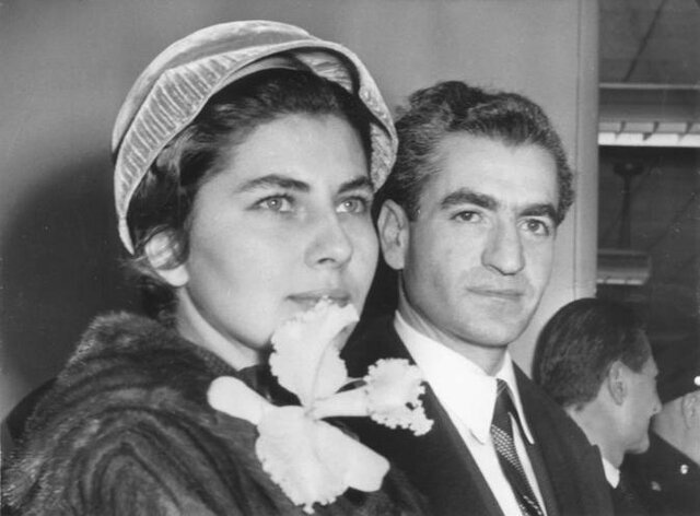 شاه و ملکه فراری‌اش - ایسنا