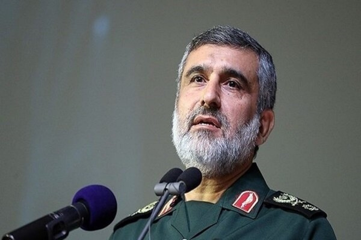ارتش آمریکا چون می داند توان مقابله با قدرت ایران را ندارد، می گوید سرجنگ نداریم