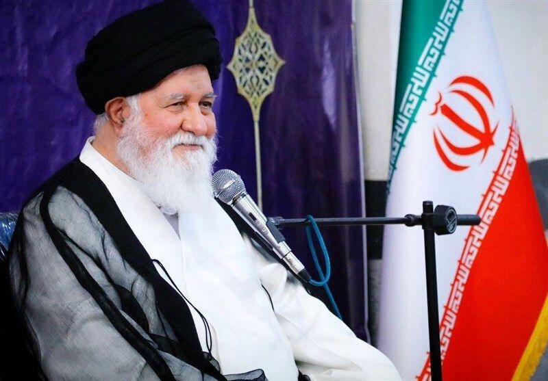 علم‌الهدی: شرکت در انتخابات یک واجب شرعی‌ست / هدف دشمن این است که مردم را از پشتیبانی نظام خارج کند