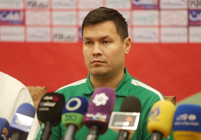 کُری‌خوانی خفیف سرمربی ترکمنستان برای ایران