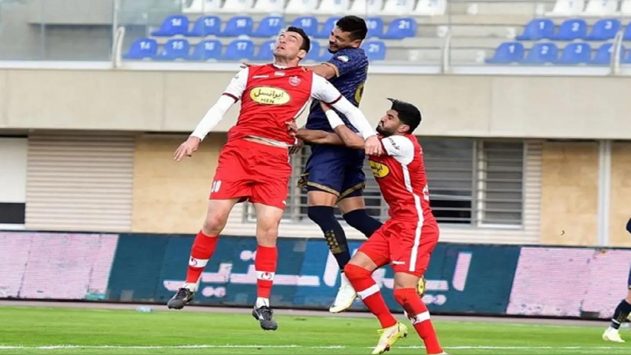 گل‌گهر ۰ - ۱ پرسپولیس
