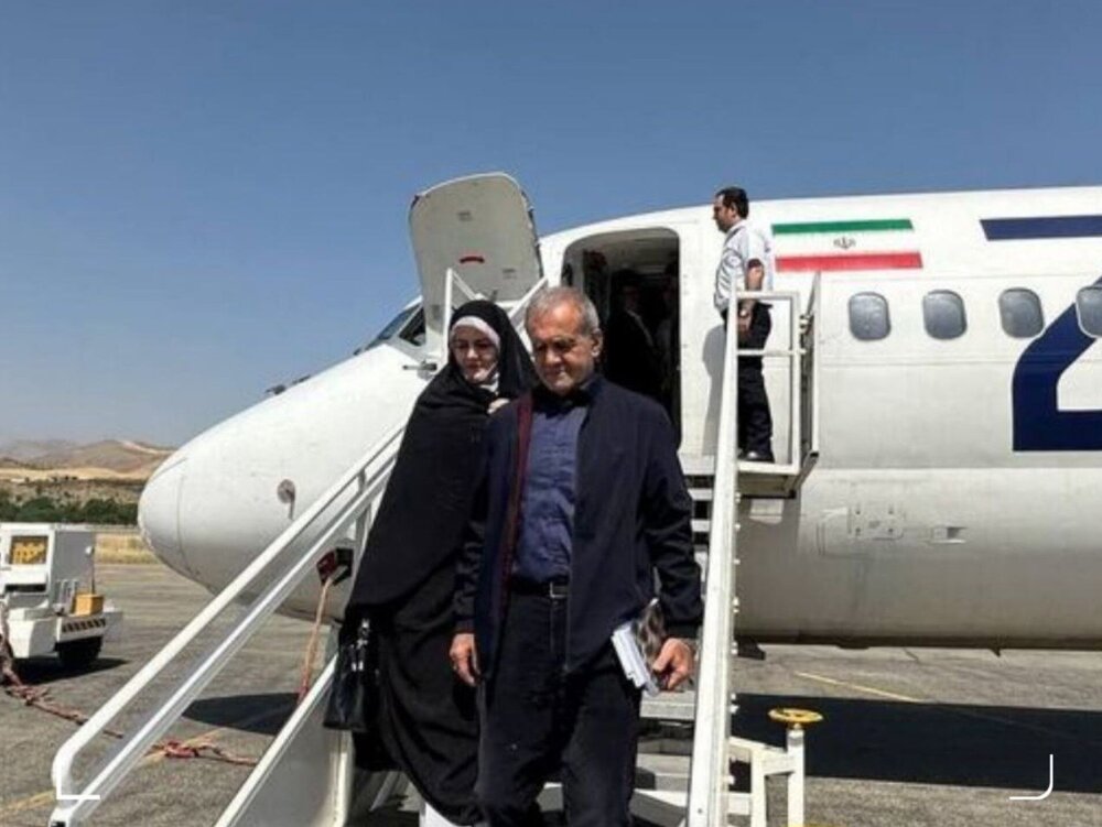 رئیس جمهور وارد مشهد شد