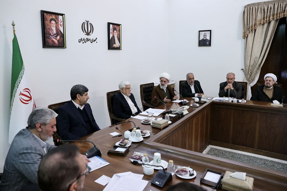 عارف: چهره علامه بهابادی یزدی با زبان نسل جوان معرفی شود