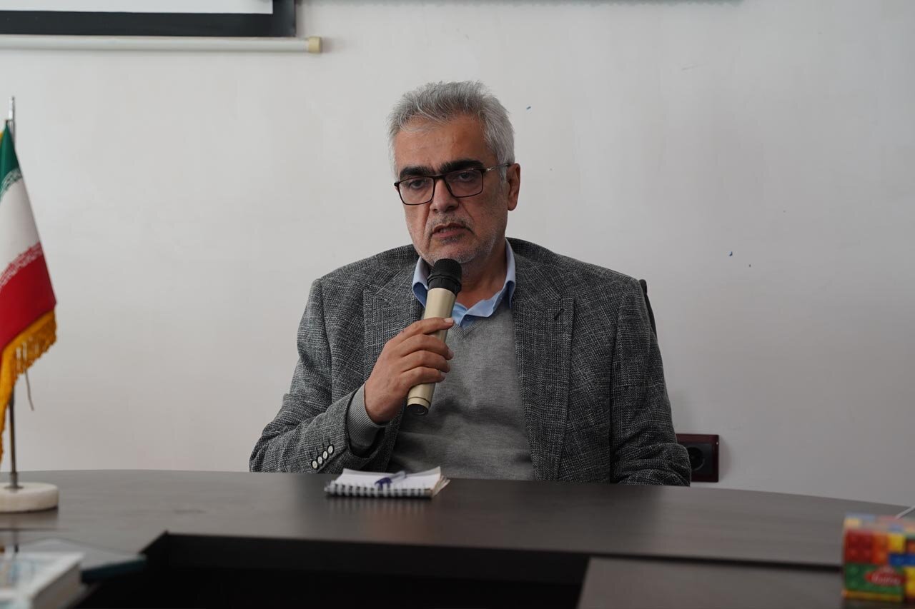 علیرضا آیینه