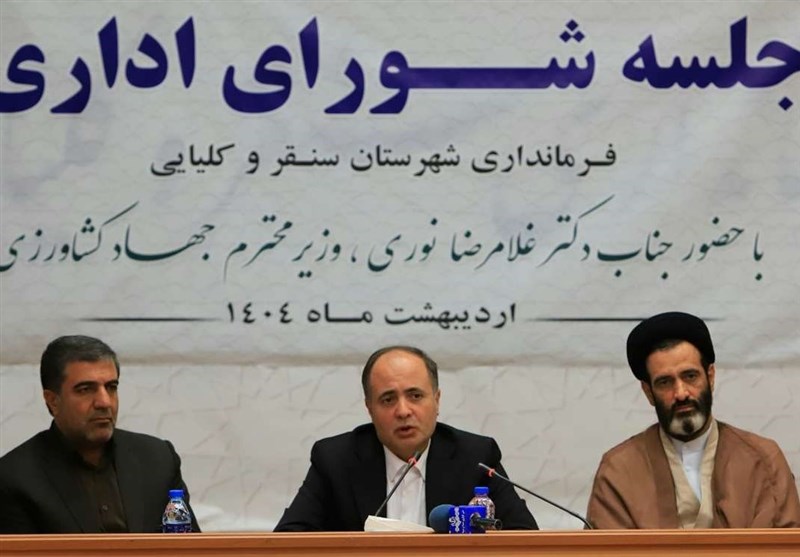 نوری: برق کشاورزی قطع نمیشود/ مبنای قیمتگذاریها چیست؟