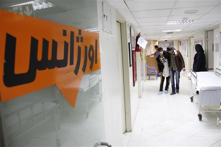 ۶ نفر بر اثر مسمومیت غذایی در قرچک روانه بیمارستان شدند