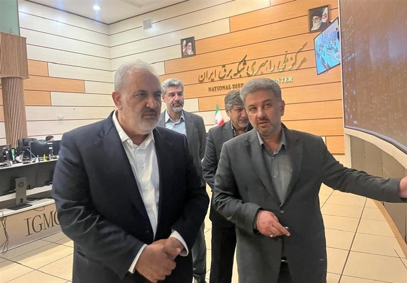 وزیر نیرو: همزمان با جنگ یک نیروگاه افتتاح و عملیات اجرایی یک نیروگاه دیگر آغاز شد