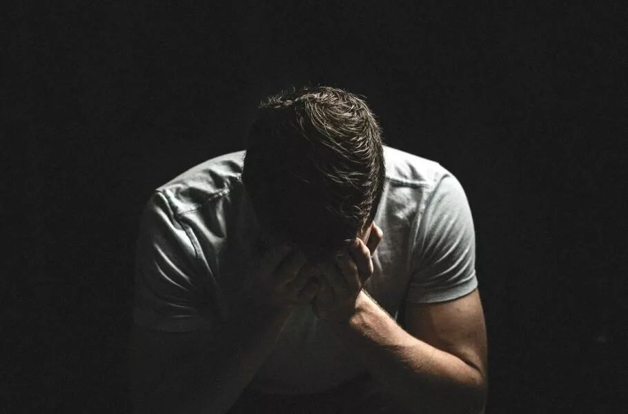 چگونه در شرایط بحرانی استرس و اضطراب خود را کنترل کنیم؟