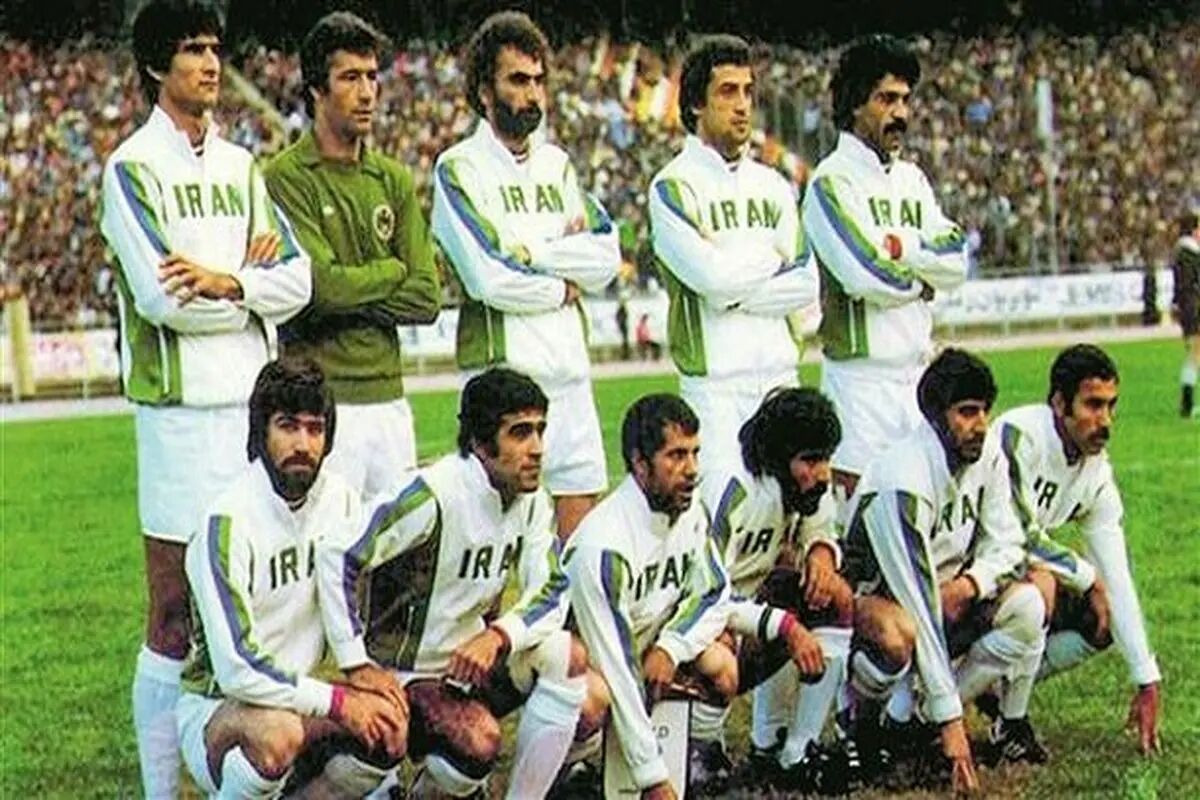 اولین نمایش ستارگان استقلال و پرسپولیس در جام جهانی/ باخت نوبرانه تیم ملی/ بگوییم مادربزرگمان فوت کرده و عزاداریم!