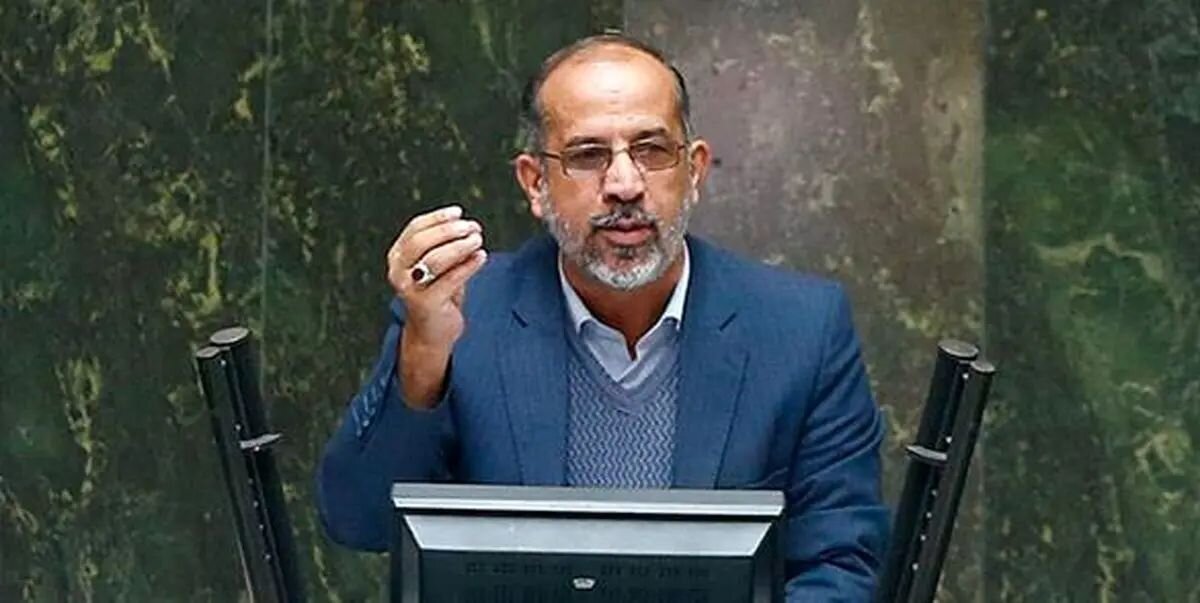 درخواست یک نماینده برای افزایش کمک هزینه‌های دفتر نمایندگان/ عضو هیات رئیسه مجلس: بزرگترین تهدید علیه جمهوری اسلامی شیوع سرطان گونه فساد اداری است