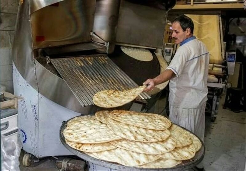 نانوایان نگران نباشند/ آغاز واریز مبالغ فروش نان به حساب نانواها 