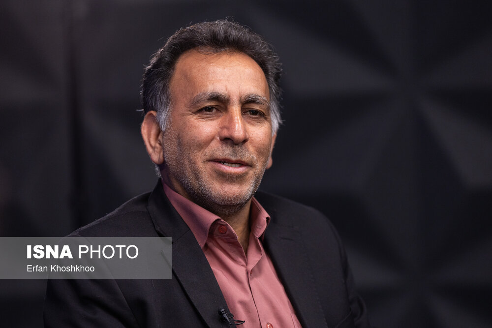 سپهوند: مدنی زاده بر شاخصهای کلیدی اقتصاد ایران تسلط بسیاری دارد