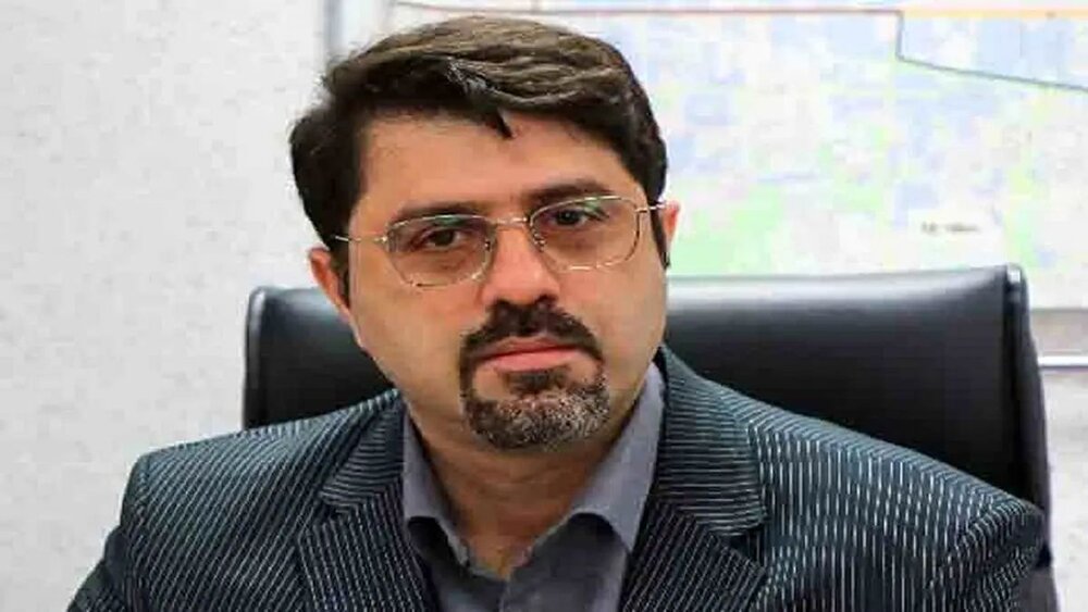 سیاسی شدن پدیده های اجتماعی موجب ضعیف شدن اعتماد عمومی می‌شود