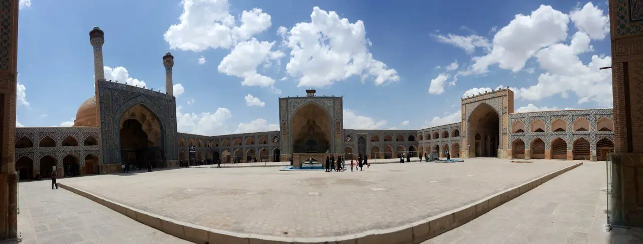 معاون میراث فرهنگی: پیگیر پرونده عبور مترو از حریم مسجد عتیق اصفهان هستیم