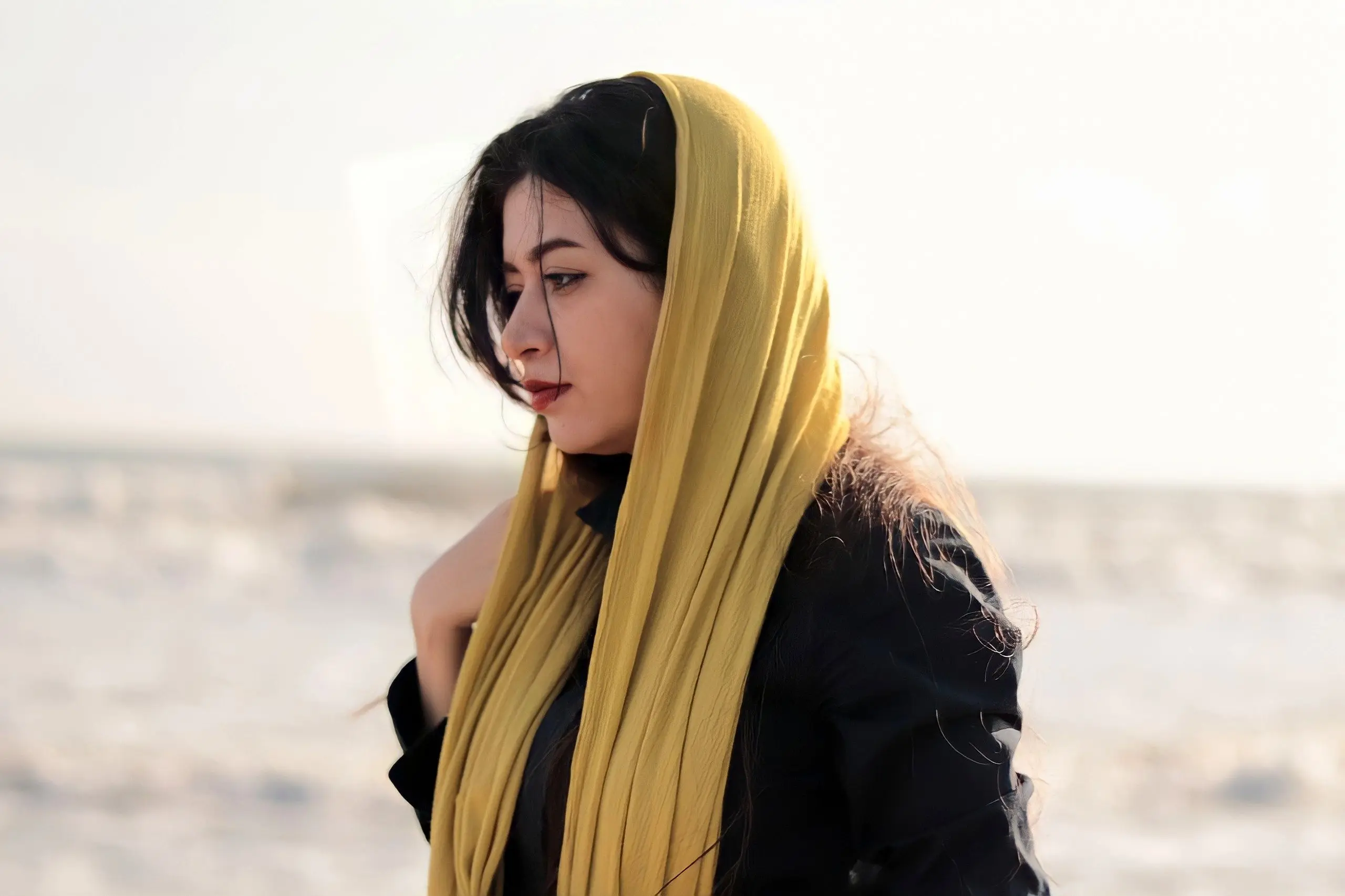 مجموعه «آستانه» نوعی اشاره حسی یا تجربی به جهان واقعی است/ طبیعت منبع بصری و بی‌پایان من، برای خلق آثارم است