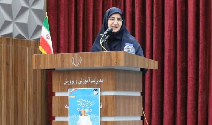 معاون وزیر آموزش و پرورش: آذربایجان غربی تجلی رنگین‌کمان تنوع، تکثر و غنای هویتی ایران است