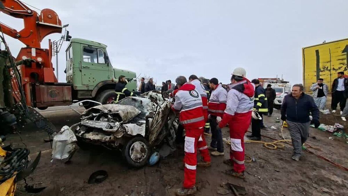 تصادف زنجیره‌ای در محور دیواندره- سقز با ۳ کشته