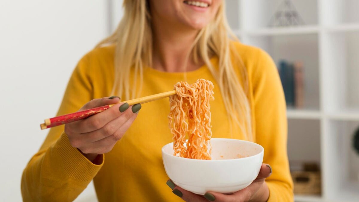 آیا نودل‌های فوری برای مادران باردار ایمن هستند؟