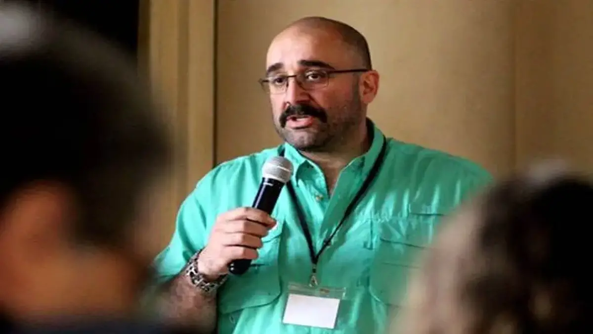 ایمان معماریان بازداشت شد