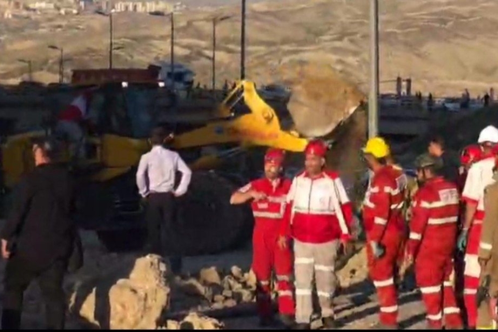 رانش زمین و ریزش کوه در محدوده تونل ١ تهران به پردیس