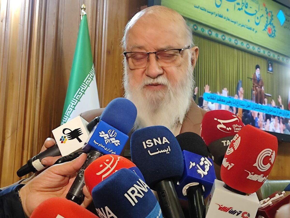 چمران: خدمات رایگان مترو و اتوبوسرانی در پایتخت تا ۲۲ اردیبهشت تمدید شد