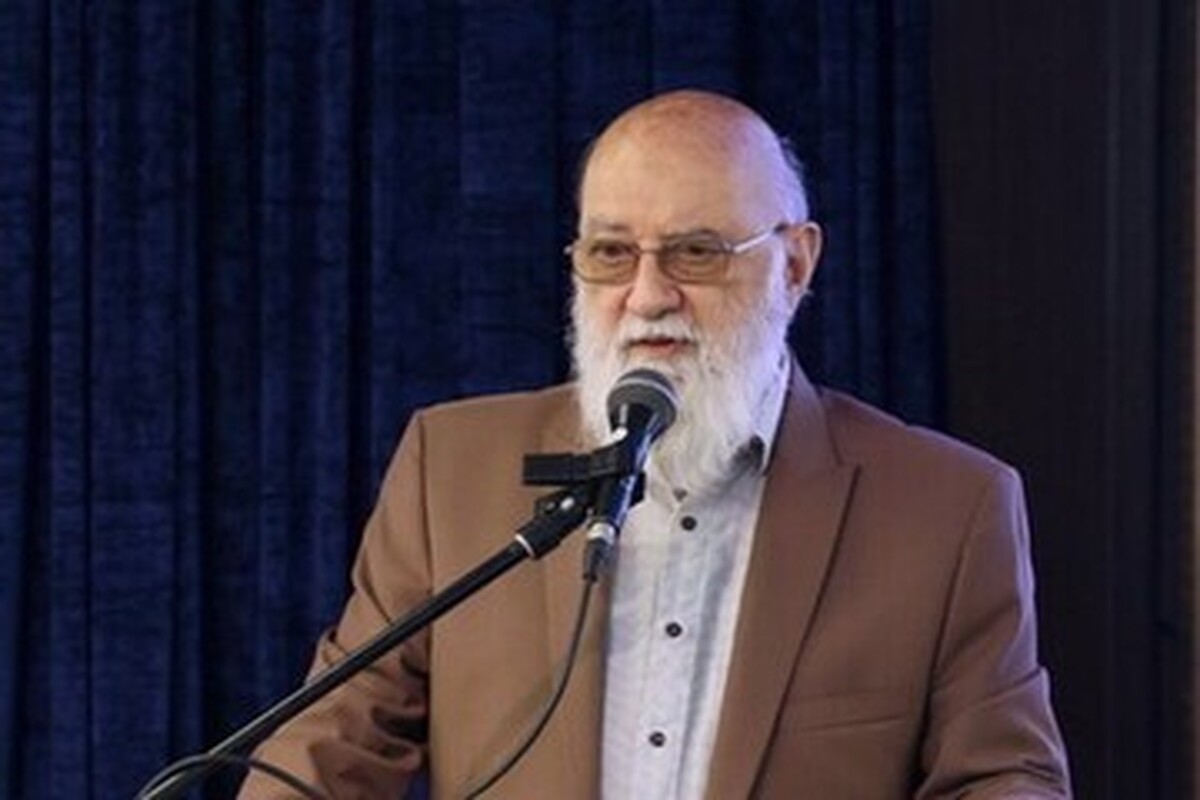 رئیس شورای شهر تهران: انبار نفت شهران باید جابه‌جا شود