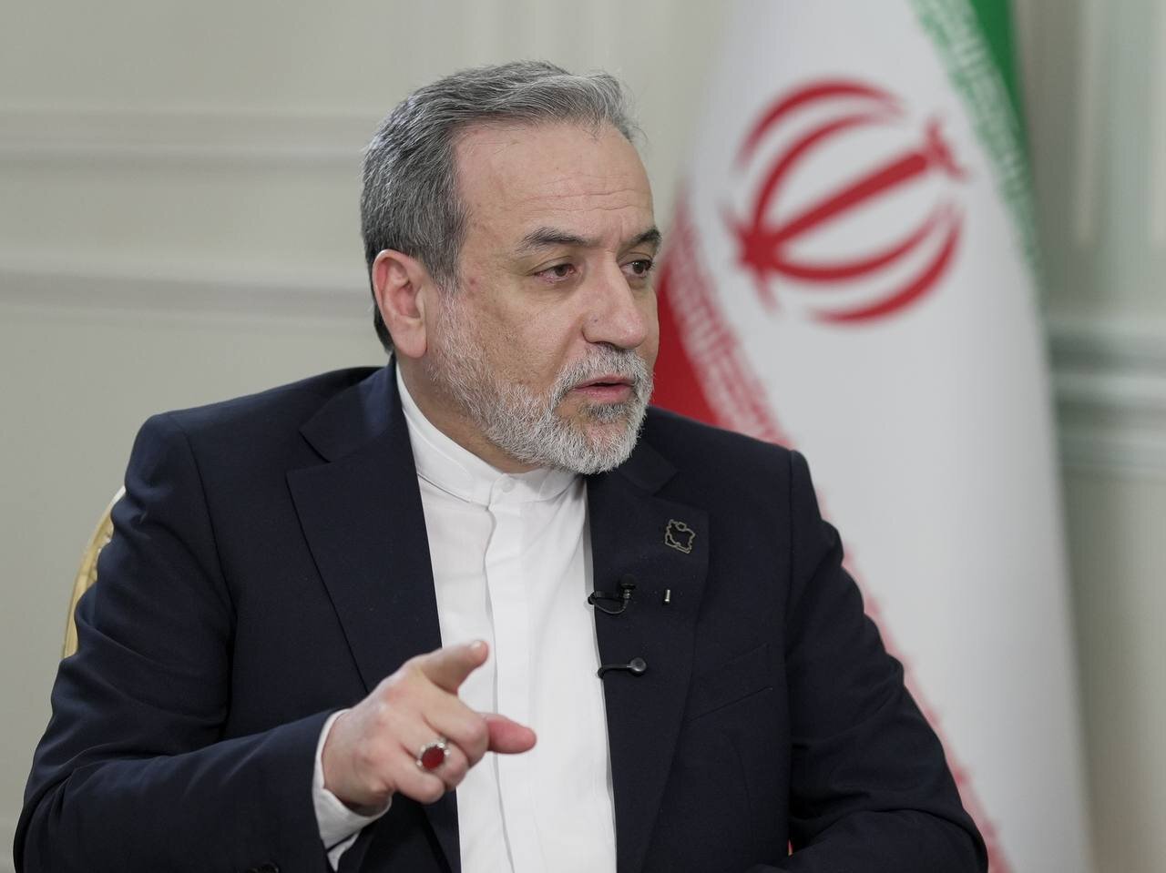 عراقچی : همدستی با رژیم اسرائیل غیرقابل بخشش است