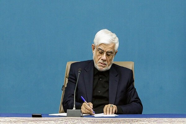 عارف: بعد از جنگ قدرت برتر منطقه و یک ابرقدرت جهانی شدیم ، برنامه‌های کشور براساس جایگاه جدید تدوین کنید