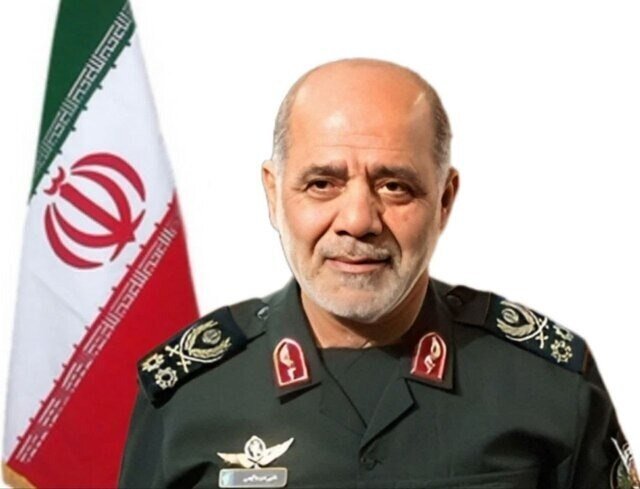 هشدار فرمانده قرارگاه خاتم درباره نزدیک شدن نظامیان آمریکایی به تنگه هرمز/ تردد در تنگه هرمز بدون هماهنگی با نیروهای مسلح ایران امکان‌پذیر نیست