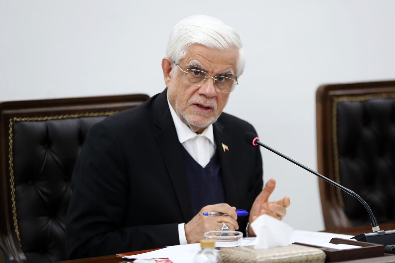 عارف: به زودی تحریم‌ها با پیروزی بزرگ ملت ایران رفع خواهد شد