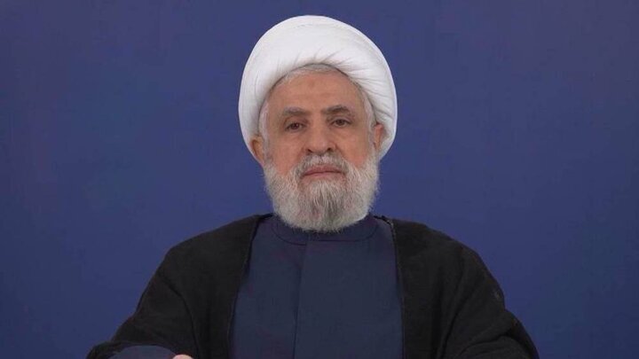 شیخ نعیم قاسم خطاب به دولت لبنان: روابط خود را با ایران اصلاح کنید، حتی آمریکا نیز روابط خود را با ایران سازماندهی می‌کند