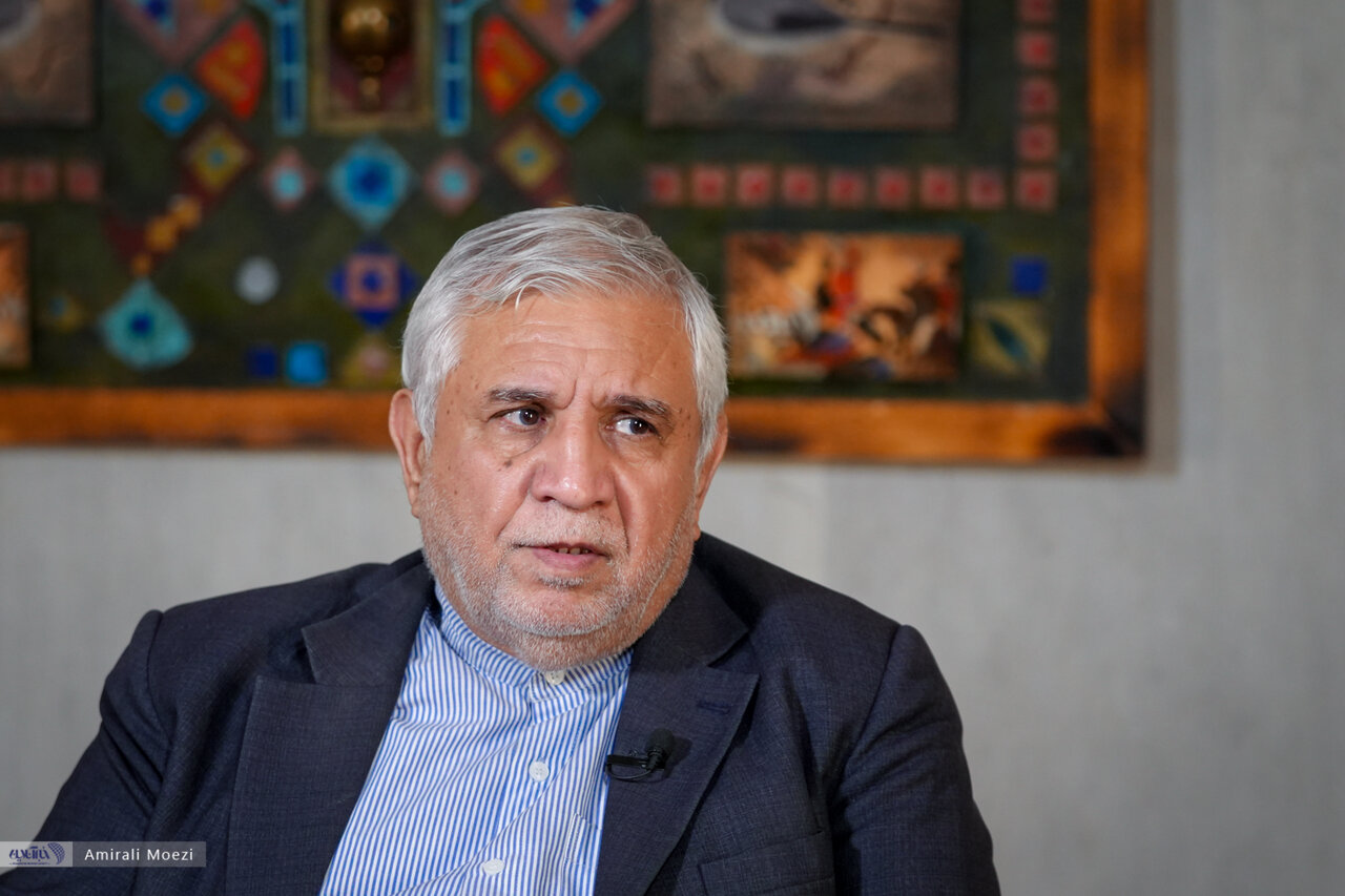 پاک‌آئین: هیچ نظم جدیدی بدون هزینه متولد نمی‌شود/ ایران از بازیگران اصلی نظم جدید جهانی خواهد بود
