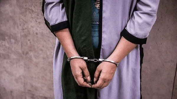 بازداشت یک زن