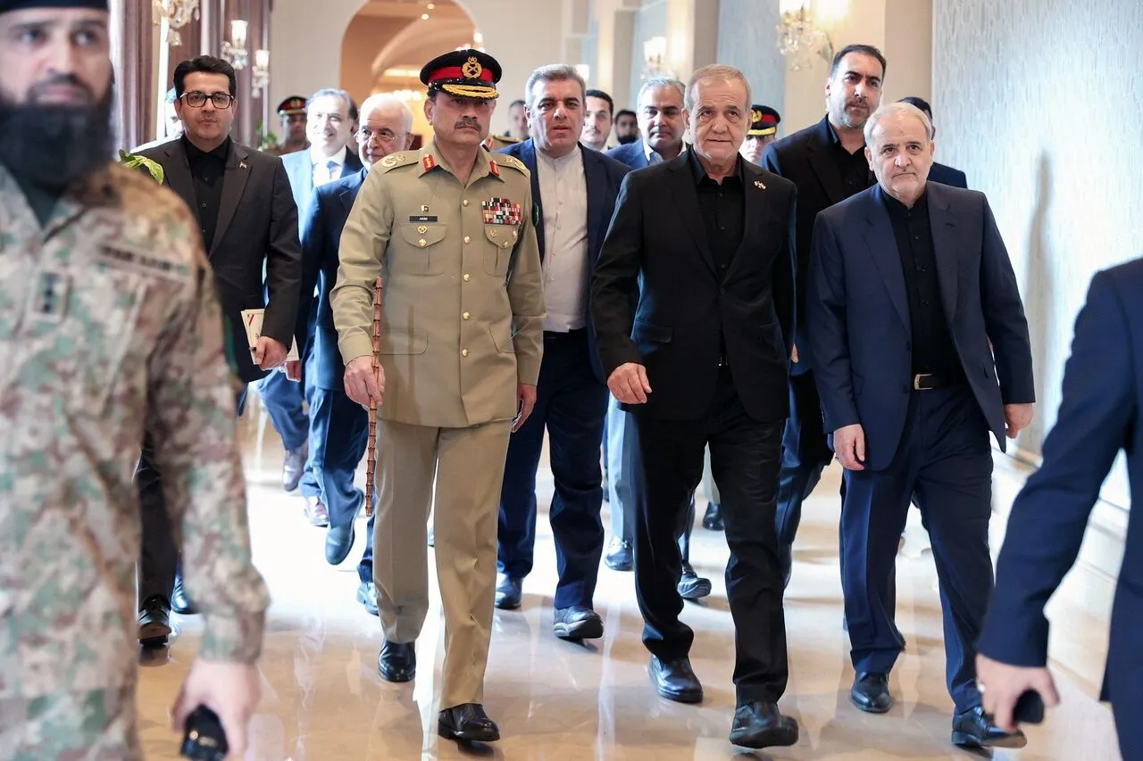 عاصم منیر 