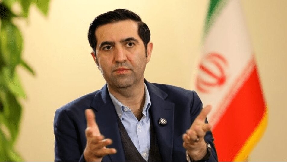 جزئیاتی از گفت‌وگوها با عمان درباره عبور و مرور در تنگه هرمز/ عضو کمیته رسانه‌ای مذاکرات ایران و آمریکا: مسیر میانی برای ما بهتر است اما...