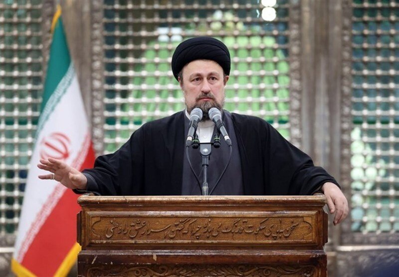 سید حسن خمینی: در شرایط سختی، باید بیش از هر زمان به مواسات و انفاق توجه کنیم/ اگر قرار است اجتماع ما اسلامی باشد، باید رحمت بیشتری در آن باشد