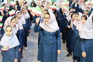 در صورت مناسب بودن لباس فرم سال گذشته، از همان لباس استفاده کنید