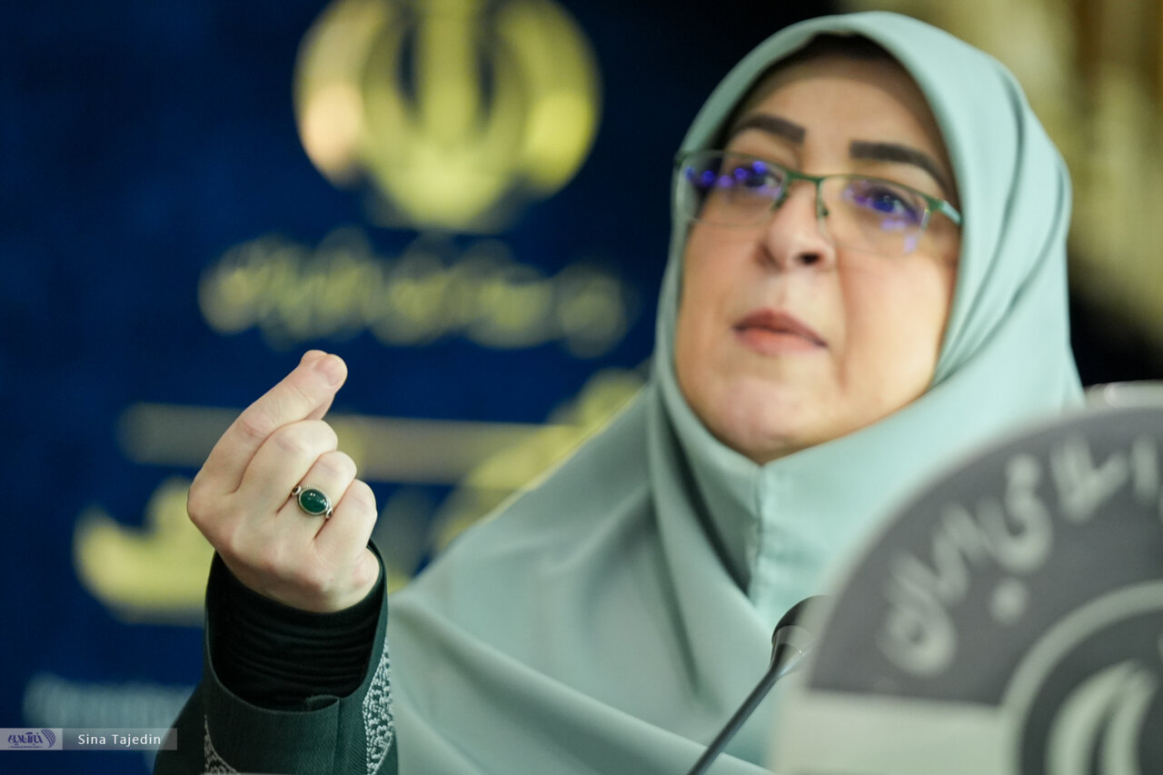 مهاجرانی: عذرخواهی من بابت نحوه اعلام گرانی‌ها بود، نه افزایش قیمت/ بابت اطلاع‌رسانی نامناسب و ناراحتی مردم از این موضوع عذرخواهی کردم