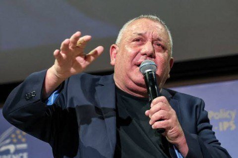 رقیب انتخاباتی  نتانیاهو  هم خواستار تقابل با ایران است اما توانایی های کمتری دارد